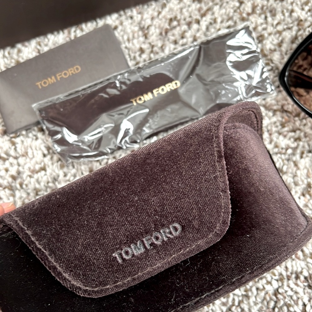 Tom Ford sunglasses - Picture 6 of 8